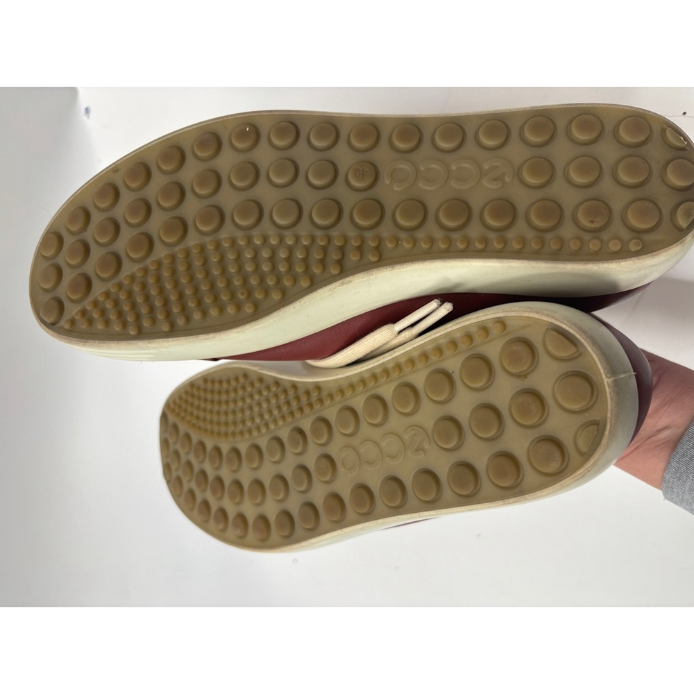 Women's ECCO leather Sneakers, Burgundy, US 9 - Picture 7 of 7